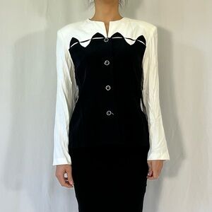 Reina Vintage 80s Black and White Button-Up Crop Blazer Jacket